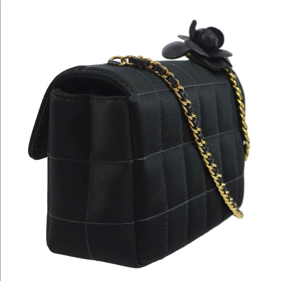 SOLD Authentic Chanel Mini Chocolate Bar Quilted Bag - Picture 2 of 12